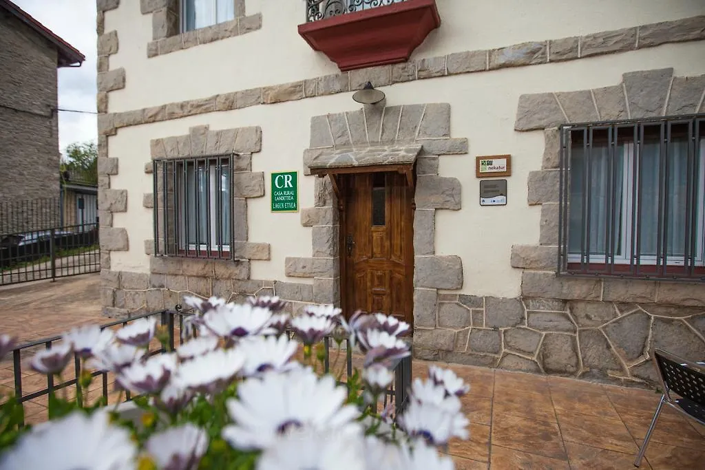 Casa de Campo Casa Rural Lagun Etxea Pobes