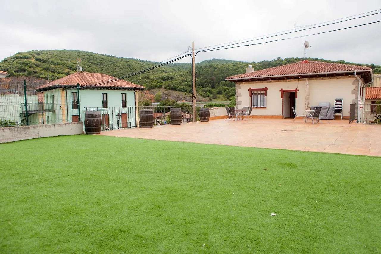 Casa de Campo Casa Rural Lagun Etxea Pobes