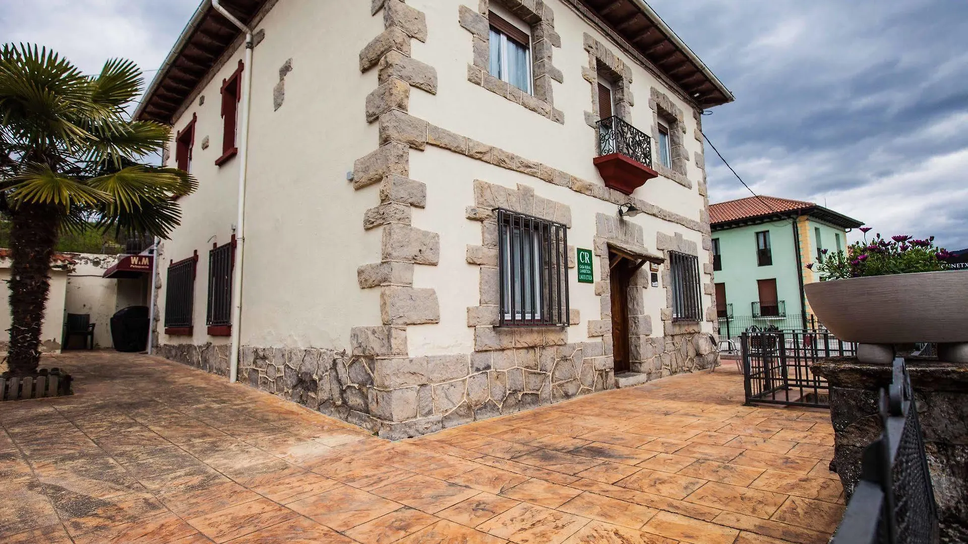 Casa Rural Lagun Etxea Pobes